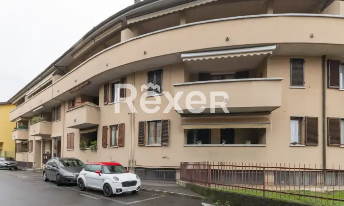 Rexer-Mezzago-Appartamento-con-cantine-e-box-Altro