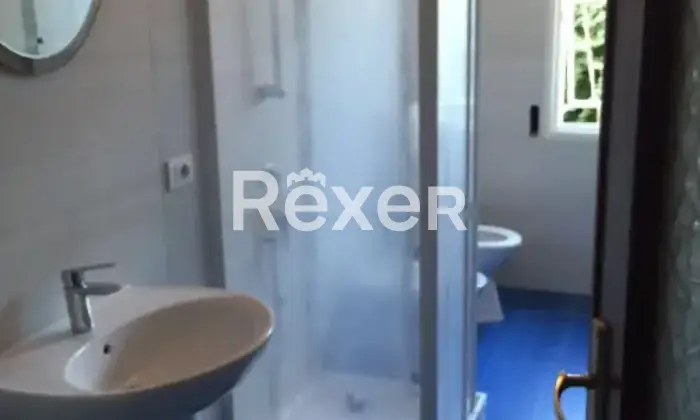 Rexer-Alassio-Vendesi-luminoso-alloggio-ad-Alassio-frazione-Moglio-Altro