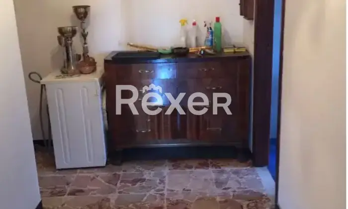 Rexer-Alassio-Vendesi-luminoso-alloggio-ad-Alassio-frazione-Moglio-Altro