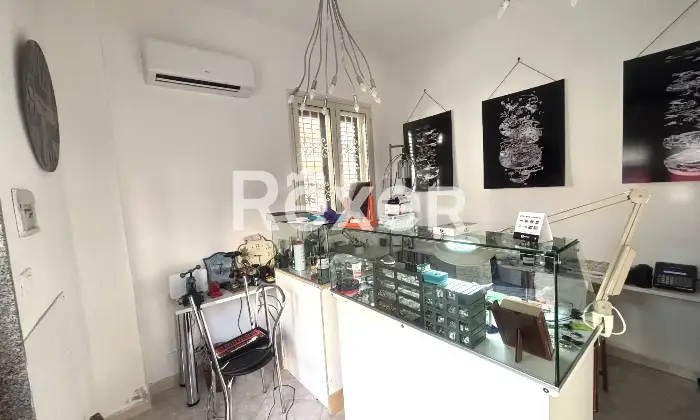 Rexer-Palermo-Appartamento-con-annesso-locale-commerciale-Altro