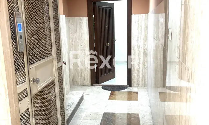 Rexer-Palermo-Appartamento-con-annesso-locale-commerciale-Altro