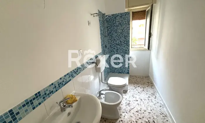 Rexer-Palermo-Appartamento-luminoso-in-zona-centrale-con-balcone-Altro