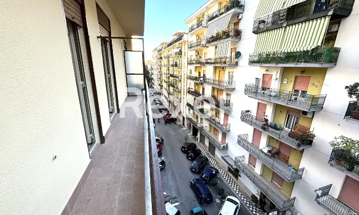 Rexer-Palermo-Appartamento-luminoso-in-zona-centrale-con-balcone-Altro