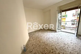 Rexer-Palermo-Appartamento-luminoso-in-zona-centrale-con-balcone-Altro