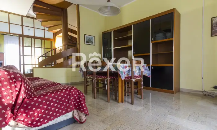 Rexer-Chieri-Casa-semi-indipendente-con-box-e-giardino-privato-Altro