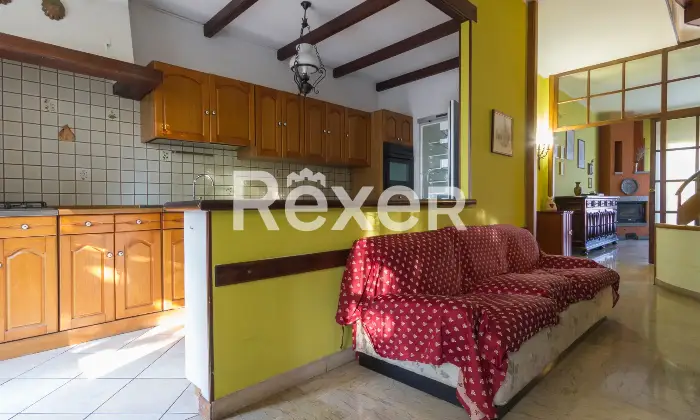 Rexer-Chieri-Casa-semi-indipendente-con-box-e-giardino-privato-Altro