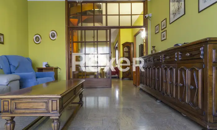 Rexer-Chieri-Casa-semi-indipendente-con-box-e-giardino-privato-Altro