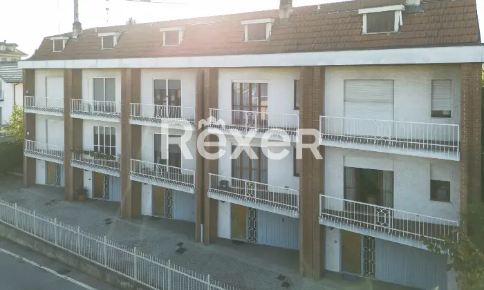 Rexer-Chieri-Casa-semi-indipendente-con-box-e-giardino-privato-Altro