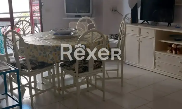 Rexer-Campomarino-Lido-Appartamento-arredato-a-pochi-passi-dal-mare-Residence-esclusivo-Salone