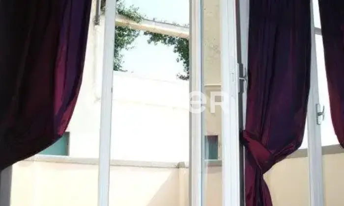 Rexer-Firenze-Ultimo-piano-di-palazzo-depoca-con-terrazza-panoramica-Altro