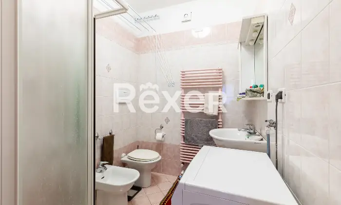 Rexer-Reggio-Emilia-Splendido-trilocale-con-terrazzino-e-box-auto-Altro