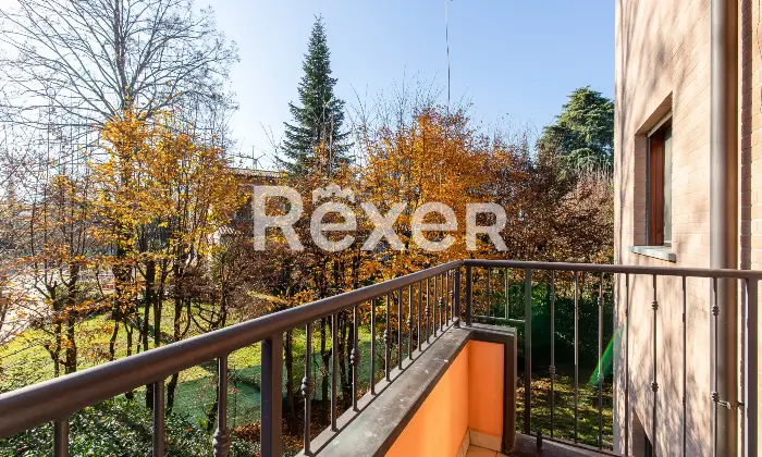 Rexer-Reggio-Emilia-Splendido-trilocale-con-terrazzino-e-box-auto-Altro