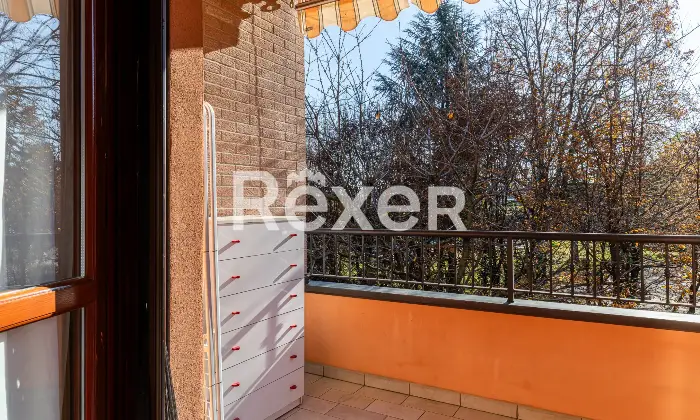 Rexer-Reggio-Emilia-Splendido-trilocale-con-terrazzino-e-box-auto-Altro