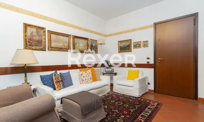 Rexer-Merate-Appartamento-al-piano-terra-con-giardino-taverna-e-box-auto-Altro