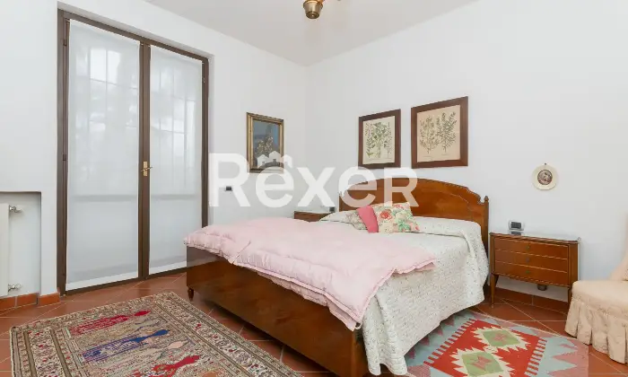 Rexer-Merate-Appartamento-al-piano-terra-con-giardino-taverna-e-box-auto-Altro