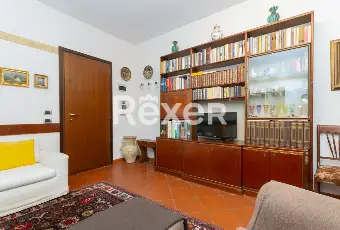 Rexer-Merate-Appartamento-al-piano-terra-con-giardino-taverna-e-box-auto-Altro