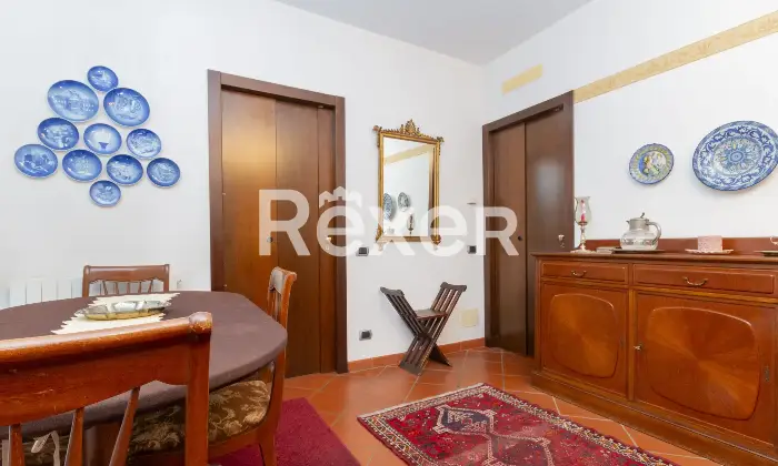 Rexer-Merate-Appartamento-al-piano-terra-con-giardino-taverna-e-box-auto-Altro