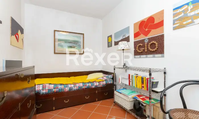 Rexer-Merate-Appartamento-al-piano-terra-con-giardino-taverna-e-box-auto-Altro