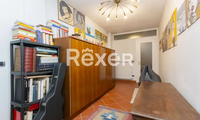 Rexer-Merate-Appartamento-al-piano-terra-con-giardino-taverna-e-box-auto-Altro