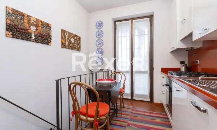 Rexer-Merate-Appartamento-al-piano-terra-con-giardino-taverna-e-box-auto-Altro