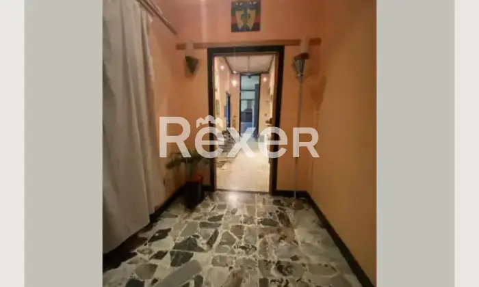 Rexer-Lentini-Luminoso-appartamento-di-mq-con-ampia-terrazza-e-garage-opzionale-Altro