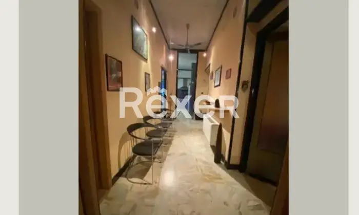 Rexer-Lentini-Luminoso-appartamento-di-mq-con-ampia-terrazza-e-garage-opzionale-Altro