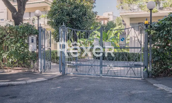 Rexer-Roma-Viale-Di-Villa-Massimo-Nuda-propriet-piano-Altro