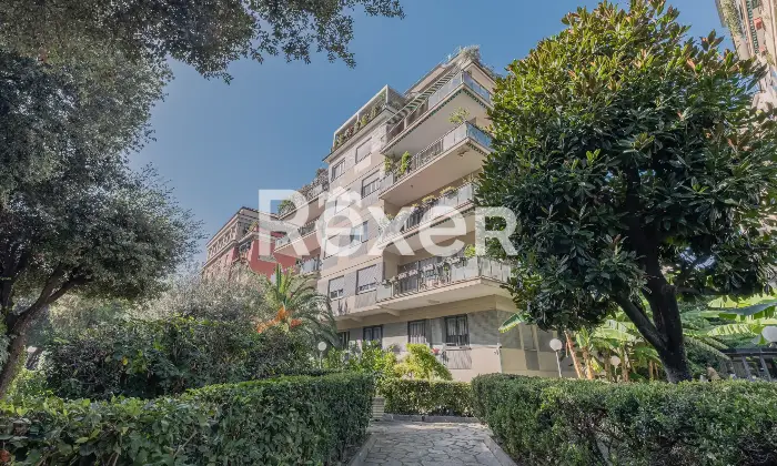 Rexer-Roma-Viale-Di-Villa-Massimo-Nuda-propriet-piano-Altro