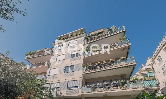 Rexer-Roma-Viale-Di-Villa-Massimo-Nuda-propriet-piano-Altro