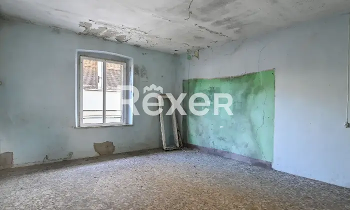 Rexer-Caravaggio-Casa-indipendente-su-piu-livelli-Altro