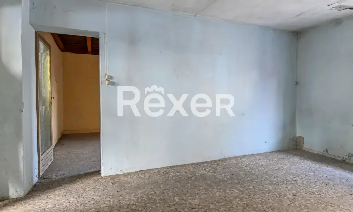 Rexer-Caravaggio-Casa-indipendente-su-piu-livelli-Altro