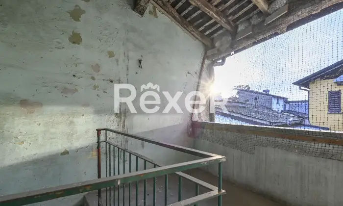 Rexer-Caravaggio-Casa-indipendente-su-piu-livelli-Altro