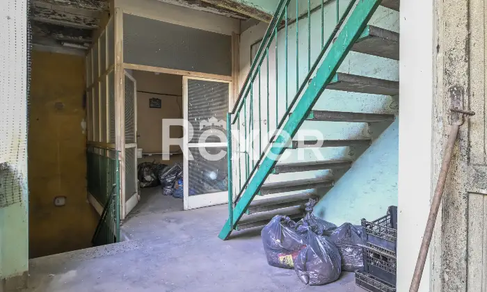 Rexer-Caravaggio-Casa-indipendente-su-piu-livelli-Altro