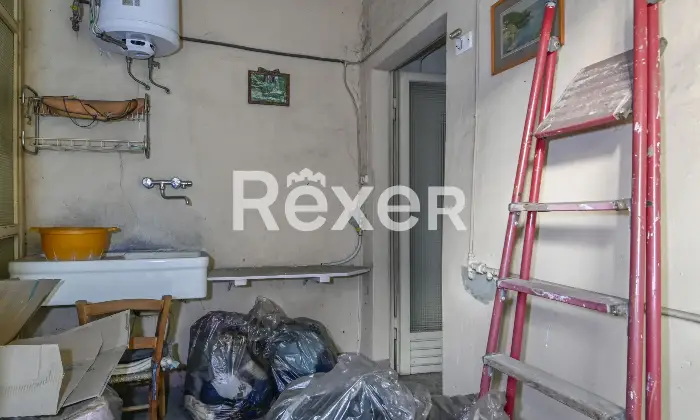 Rexer-Caravaggio-Casa-indipendente-su-piu-livelli-Altro