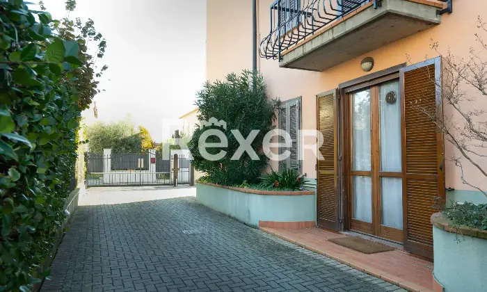 Rexer-Desenzano-del-Garda-Bilocale-in-residence-con-piscina-Altro