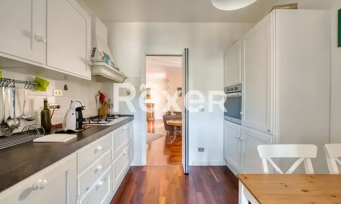 Rexer-Perugia-Ampio-e-luminoso-appartamento-con-garage-Altro