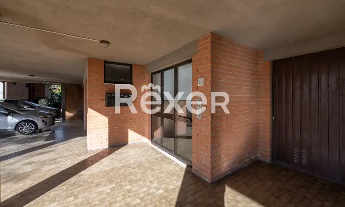 Rexer-Perugia-Ampio-e-luminoso-appartamento-con-garage-Altro