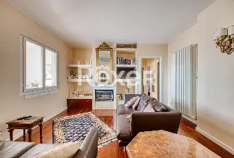 Rexer-Perugia-Ampio-e-luminoso-appartamento-con-garage-Altro