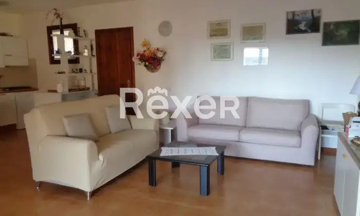 Rexer-Santa-Teresa-Gallura-Appartamento-luminoso-con-terrazzo-e-posto-auto-a-pochi-minuti-dalla-spiaggia-Rena-Bianca-Altro