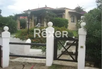 Rexer-Stintino-Villa-indipendente-con-giardino-allinterno-del-Country-Village-Localit-Punta-Su-Torrione-Altro