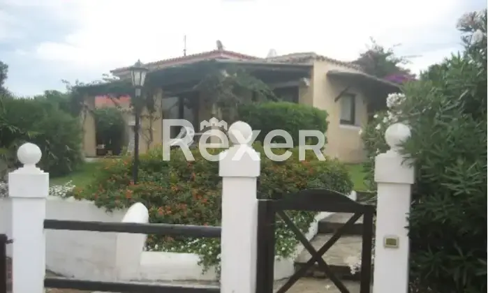Rexer-Stintino-Villa-indipendente-con-giardino-allinterno-del-Country-Village-Localit-Punta-Su-Torrione-Altro