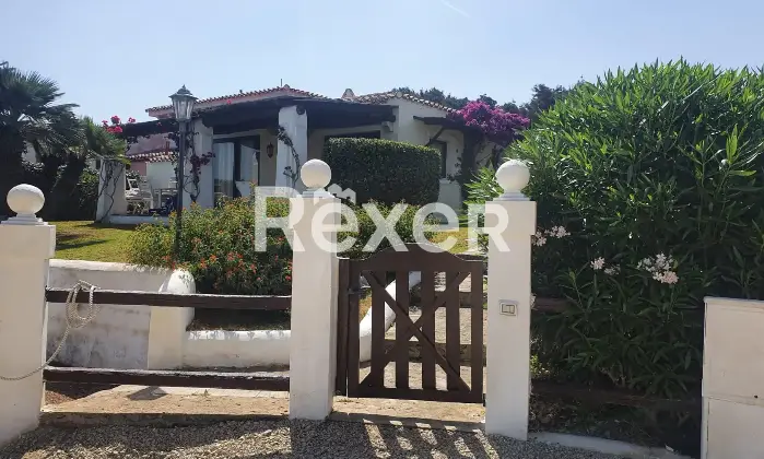 Rexer-Stintino-Villa-indipendente-con-giardino-allinterno-del-Country-Village-Localit-Punta-Su-Torrione-Altro