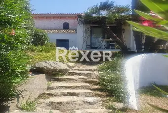 Rexer-Stintino-Villa-indipendente-con-giardino-allinterno-del-Country-Village-Localit-Punta-Su-Torrione-Altro