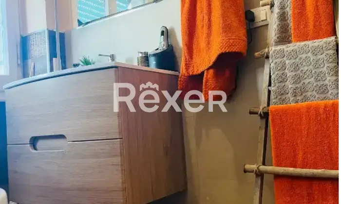 Rexer-La-Spezia-Bilocale-in-vendita-in-Viale-Italia-La-Spezia-Altro