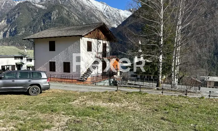 Rexer-ChallandSaintAnselme-Villetta-bifamiliare-in-vendita-in-Frazione-Quincod-Terrazzo