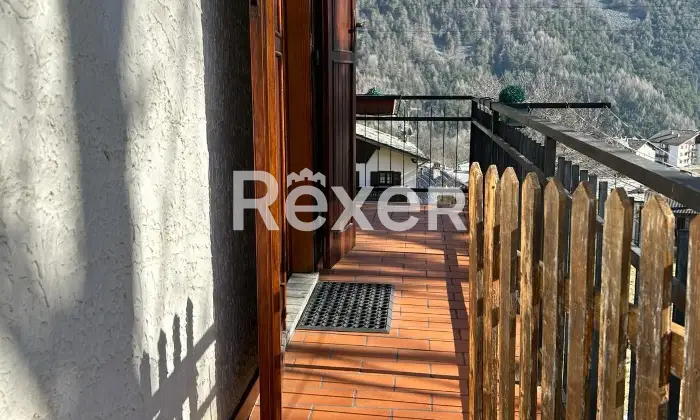 Rexer-ChallandSaintAnselme-Villetta-bifamiliare-in-vendita-in-Frazione-Quincod-Terrazzo