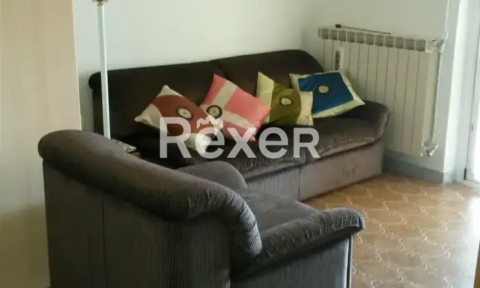 Rexer-Ceriale-Bitrilocale-in-complesso-residenziale-con-piscina-Salone