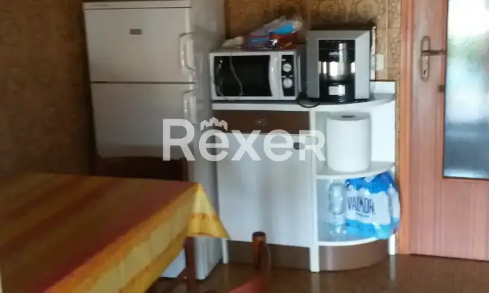 Rexer-Ceriale-Bitrilocale-in-complesso-residenziale-con-piscina-Cucina