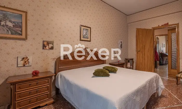 Rexer-Roma-Luminoso-e-silenzioso-appartamento-con-cantina-Altro