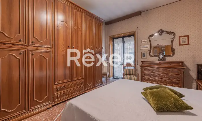 Rexer-Roma-Luminoso-e-silenzioso-appartamento-con-cantina-Altro